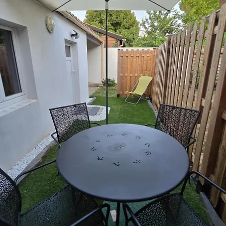 Cosy Avec Jardin Prive - Proche La Rochelle